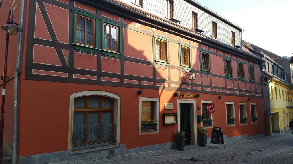 Gasthaus& Pension Zum Roten Haus Бад-Шандау Экстерьер фото